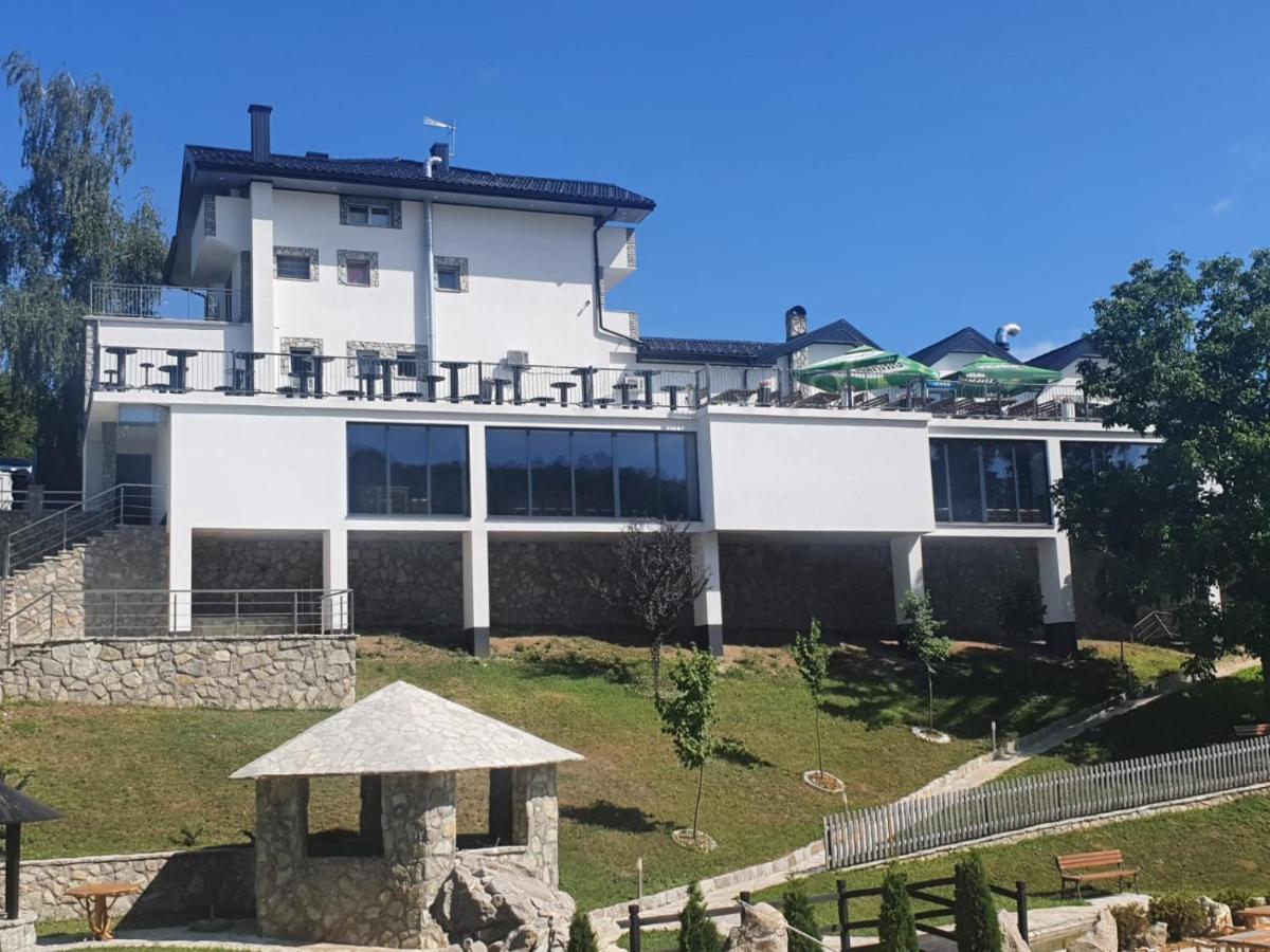Motel Aladin Cazin Buitenkant foto