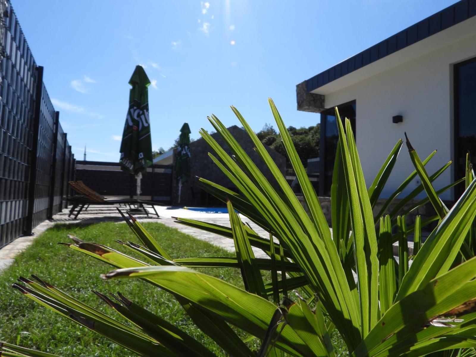 Motel Aladin Cazin Buitenkant foto